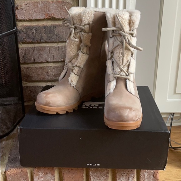 Sorel Joan of Arctic Wedge II Lux Boots size 9 - Picture 4 of 7